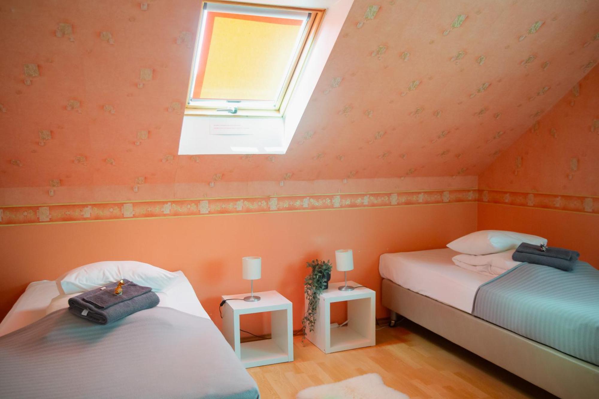 Konrad Family Guesthouse Kuressaare Habitación foto