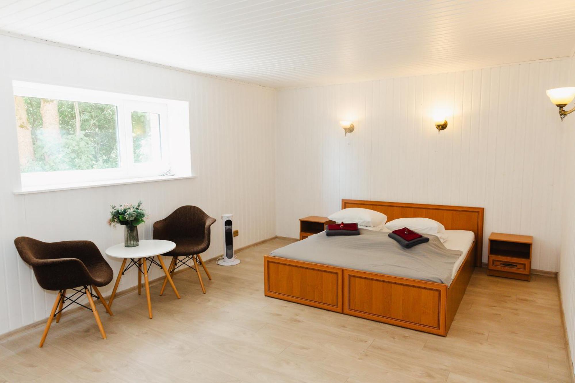 Konrad Family Guesthouse Kuressaare Exterior foto